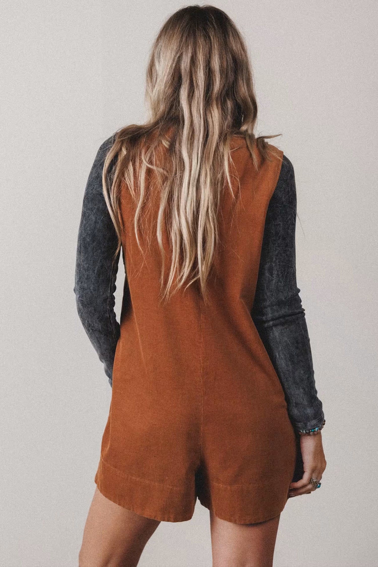 Cinnamon Solid Color Tie V Neck Sleeveless Corduroy Romper